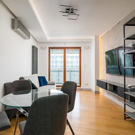 Wronia Business Deluxe By Bookinghost ורשה
